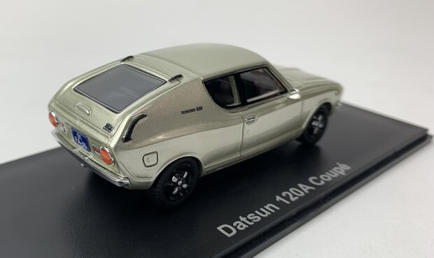Golden Oldies 1:43 Datsun 120A Coupe zilver resin model - Limite
