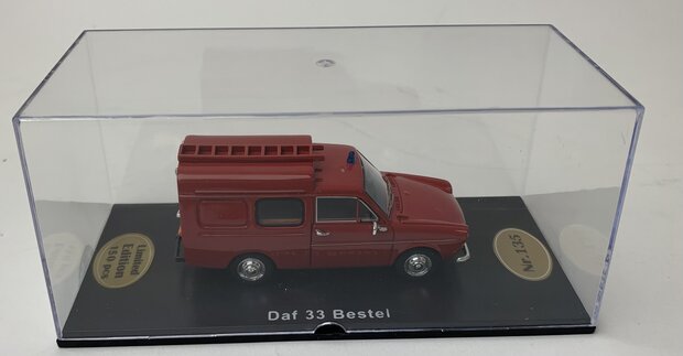 Golden Oldies 1:43 Daf 33 besteld Brandweer met ladder rood - resin model - Limited 150 pcs