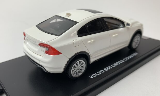 Scale Master 1:43  Volvo S60 Cross Country wit - resin model