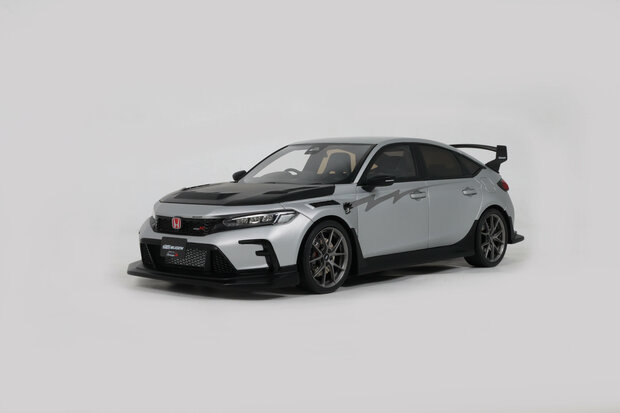 Otto Mobile 1:18 Honda Civic Type R Mugen Group B Mate silver 2024. Levering 12-2025