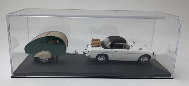Cararama 1:43 MG B cabriolet met Caravan wit groen