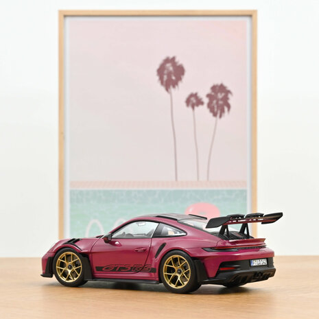 Norev 1:18 Porsche 911 GT3 RS w/Weissach Pack 2022 Ruby Star. Levering 09-2025