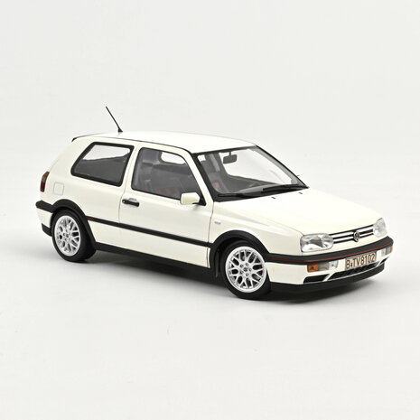 Norev 1:18 Volkswagen Golf GTI 1996 Candy White. Levering 09-2025
