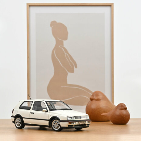 Norev 1:18 Volkswagen Golf GTI 1996 Candy White. Levering 09-2025