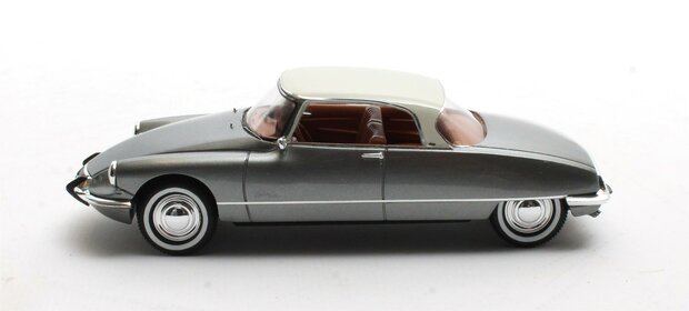 Matrix 1:43 Citroen DS21 Grand Palais Coupe grijs. Verwacht Q3-2025