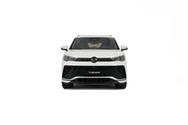 Otto Mobile 1:18 Volkswagen Tiguan E TSI R-Line Oryx white Pearl L0K1 2024. Levering 01-2026
