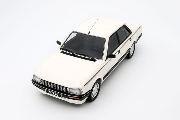Otto Mobile 1:18 Peugeot 505 V6 Blance Meije 1989 wit
