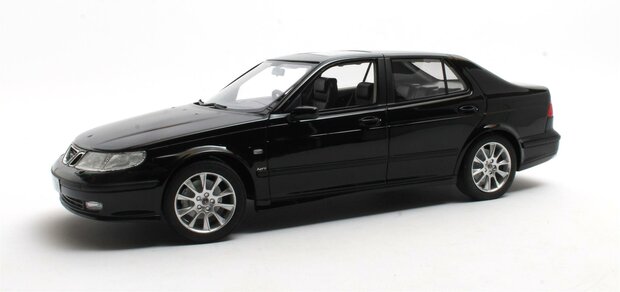 Cult Models 1:18 Saab 9-5 Turbo Aero zwart 1998