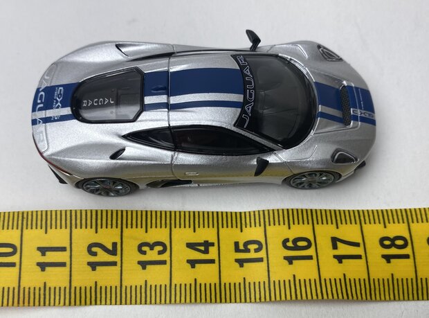 Mini GT 1:64 Jaguar C-X75, silver/blue  2010 LHD