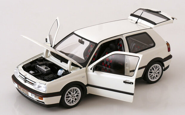 Norev 1:18 Volkswagen Golf GTI 1996 Candy White
