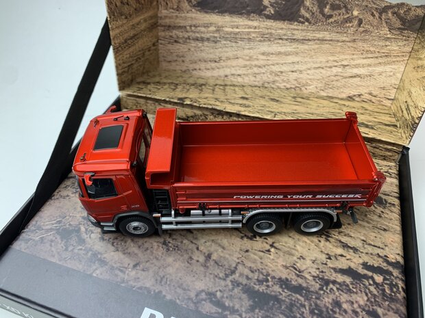 Holland Oto 1:50 DAF XD Kipper Rouge Flamme - Powering Your Success