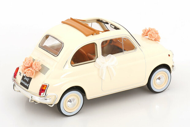 Norev 1:18 Fiat 500 L 1968 Ivory Wedding Gift
