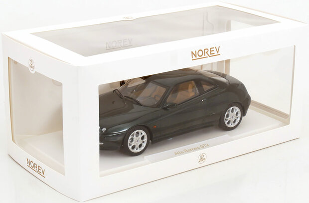 Norev 1:18 Alfa Romeo GTV 2001 Coventry Green metallic