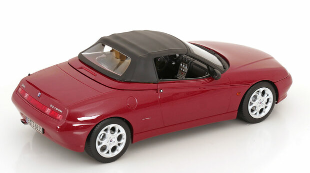 Norev 1:18 Alfa Romeo Spider 1999 Proteo Red metallic met afneembare kap