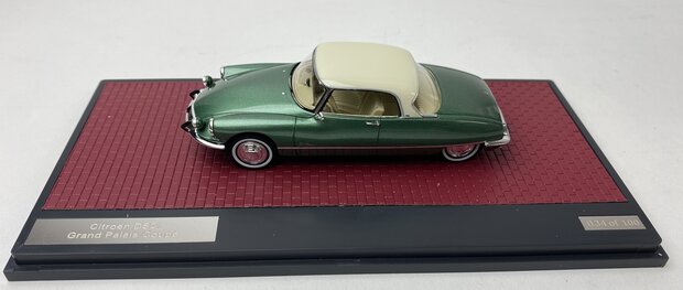 Matrix 1:43 Citroen DS21 Grand Palais Coupe groen metallic