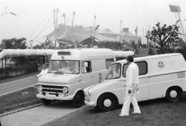 Matrix 1:43 Opel Blitz Voll Johanitter Aalen 65-75 beige. Verwacht Q1-2026