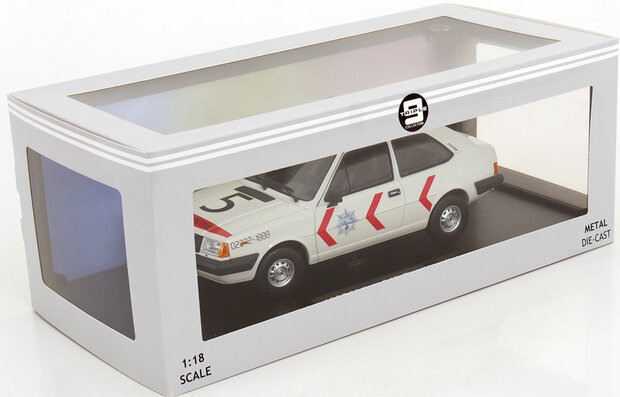 Triple9 1:18 Volvo 343, 1982 - Politie Nederland