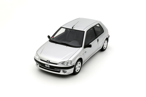 Otto Mobile 1:18 Peugeot 106 Quiksilver Gris Quartz 2000