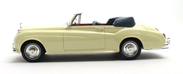 Cult Models 1:18 Rolls Royce Silver Cloud DHC Ivory 60-62