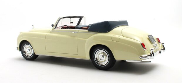 Cult Models 1:18 Rolls Royce Silver Cloud DHC Ivory 60-62