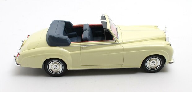 Cult Models 1:18 Rolls Royce Silver Cloud DHC Ivory 60-62