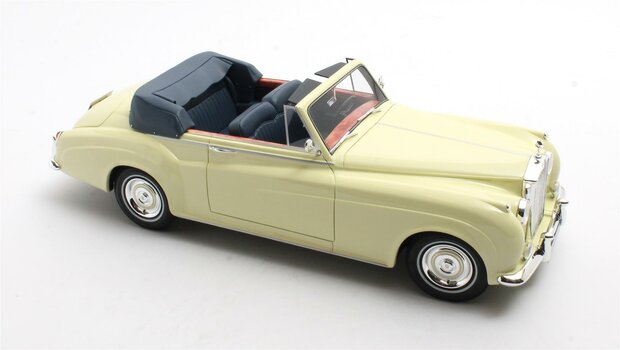 Cult Models 1:18 Rolls Royce Silver Cloud DHC Ivory 60-62