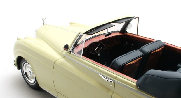 Cult Models 1:18 Rolls Royce Silver Cloud DHC Ivory 60-62