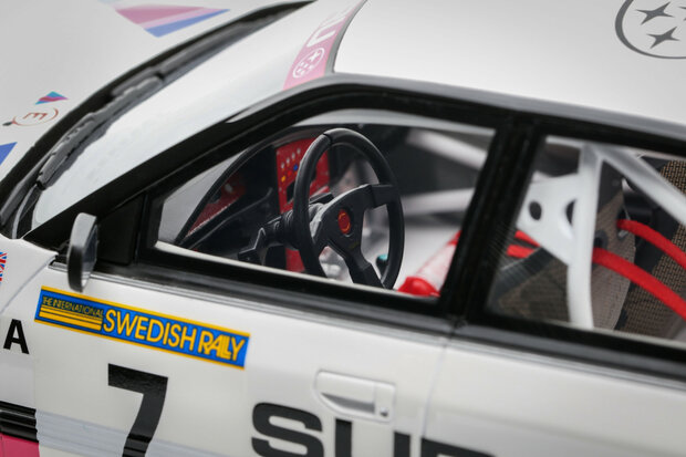 Otto Mobile 1:18 Subaru Legacy RS, no 7 C. McRae Gr.A Sweden Rallye 1992