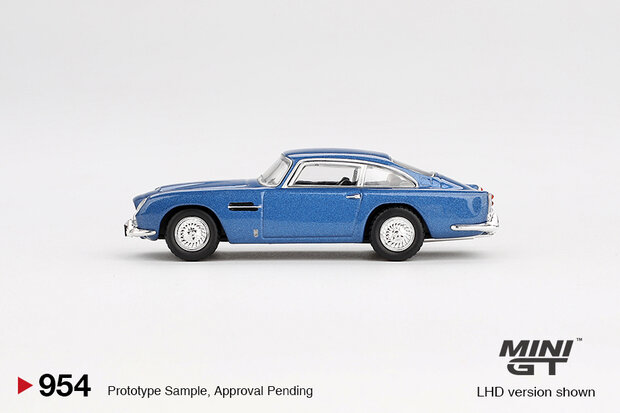 Mini GT 1:64 Aston Martin DB5 Sierra Blue LHD