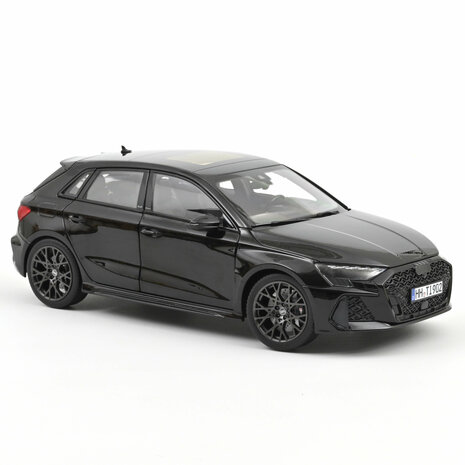 Norev 1:18 Audi RS 3 2025 Myth Black. Levering 12-2025