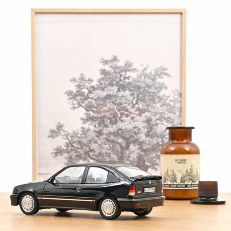 Norev 1:18 Opel Kadett GSi 1991 Black metallic Helmut Schmidt. Levering 12-2025