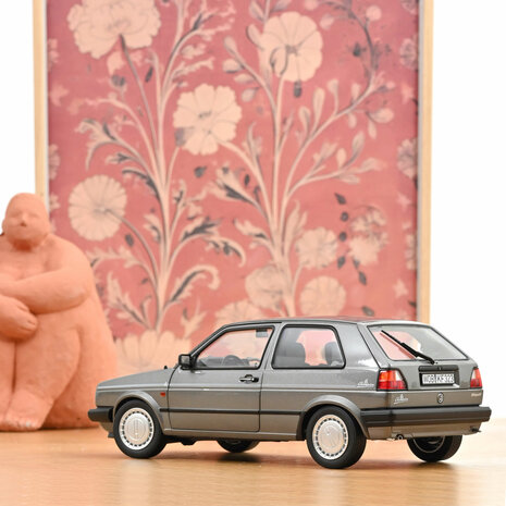 Norev 1:18 Volkswagen Golf Champion 1989 Grey metallic, Levering 12-2025