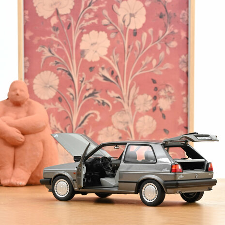 Norev 1:18 Volkswagen Golf Champion 1989 Grey metallic, Levering 12-2025