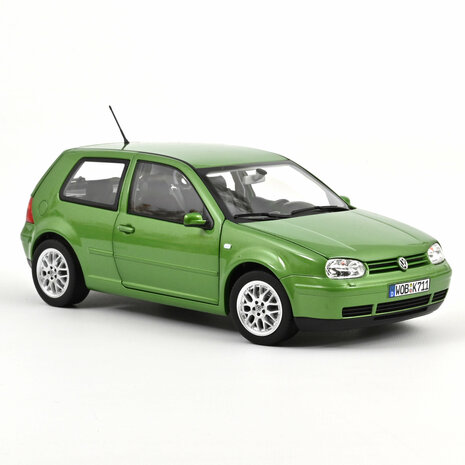 Norev 1:18 Volkswagen Golf GTI 1998 Cosmic Green metallic. Levering 12-2025