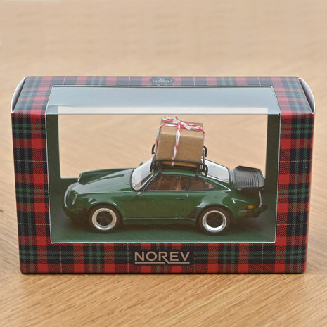 Norev 1:43 Porsche 911 Turbo 1978 Christmas Jet-car in windowbox. Levering 12-2025