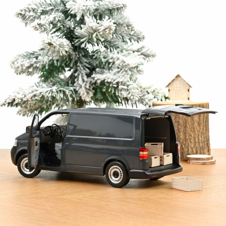 Norev 1:18 Volkswagen Transporter 2003 Grey