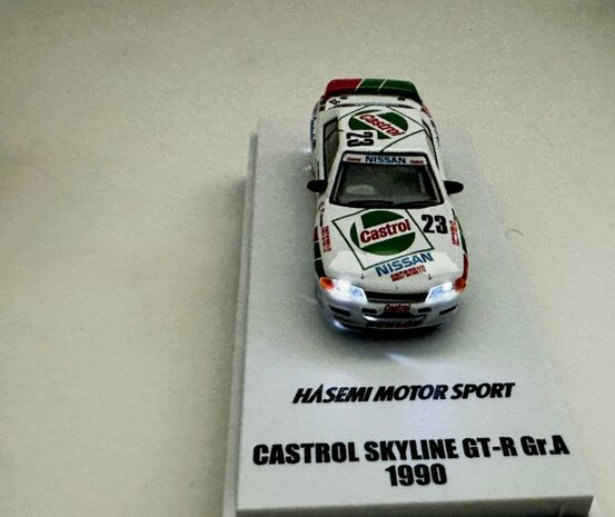 Kyosho 1:64 Castrol ( Nissan ) Skyline GT-R Gr.A 1990 No 23 with LED incl vitrine