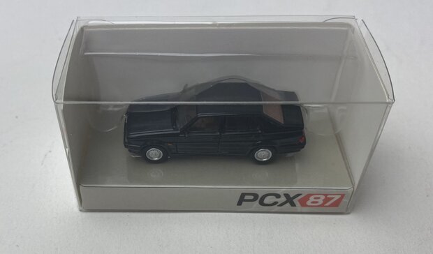Premium Classixxs 1:87 Alfa Romeo 75 donkerblauw 1988