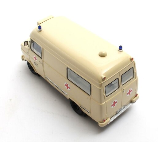 Matrix 1:43 Opel Blitz Voll Rettungswagen Karlstadt 65-75 beige