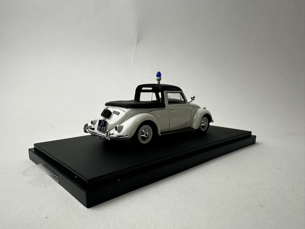Matrix 1:43 Volkswagen Kever Beetle kuip coach politie Den Haag met tonneau 1958