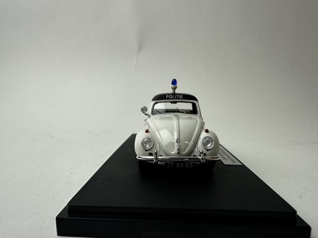Matrix 1:43 Volkswagen Kever Beetle kuip coach politie Den Haag met tonneau 1958