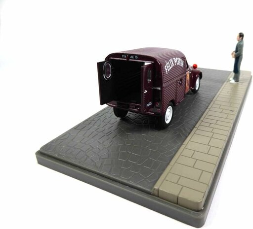 Atlas 1:43 Citroen 2CV  Felix Potin - Petit Utilitaires - burgundy, Diorama