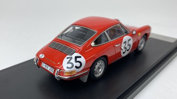 Matrix 1:43 Porsche 911 2.0 , no 35 Le Mans rood 1966