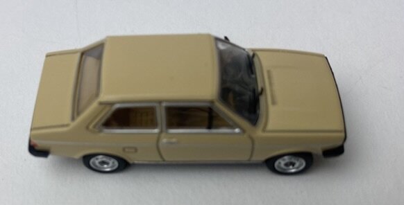 Premium Classiixxs 1:87 Volkswagen Derby I 1979 beige in windowbox