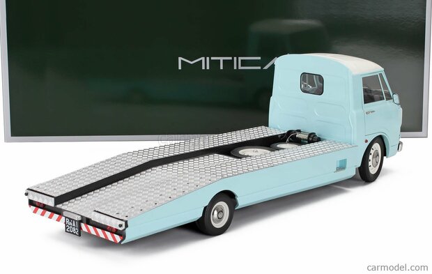 Mitica 1:18 Alfa Romeo A12 ( F12) Carro Attrezzi Prima Serie 1967 lichtblauw - Sleepwagen
