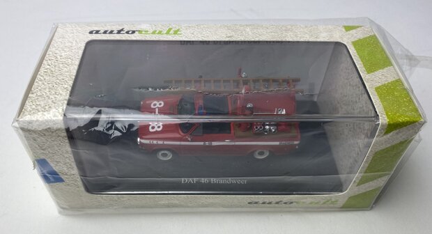 Autocult 1:43 DAF 46 Brandweer (NL), Limited 333 pcs - Resin model incl. vitrine