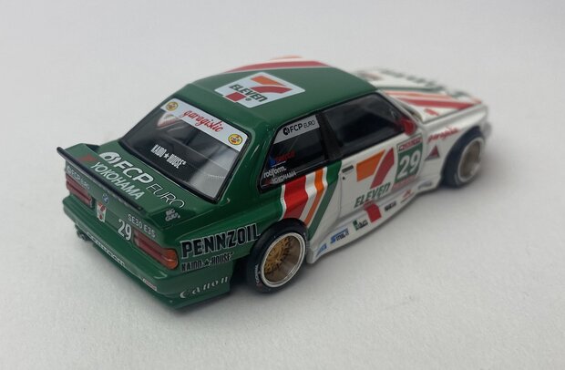 Mini GT 1:64 BMW M3 ( E30 ) Kaido Works Larry Chen v1 US exclusive