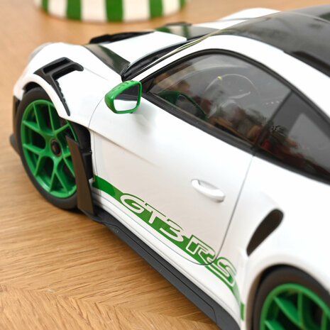 Norev 1:12 Porsche 911 GT3 RS Tribute to Carrera RS 2022 White/Python Green. Levering 08-2026