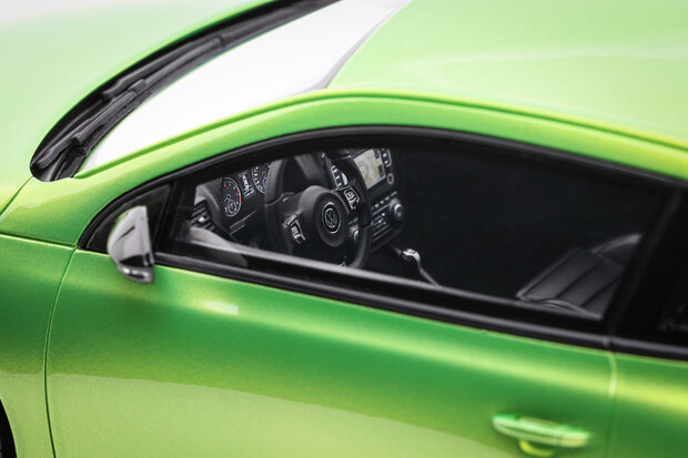 Otto Mobile 1:18 Volkswagen Scirocco 3 PH.1 R Viper green pearl 2008. Levering 01-2027