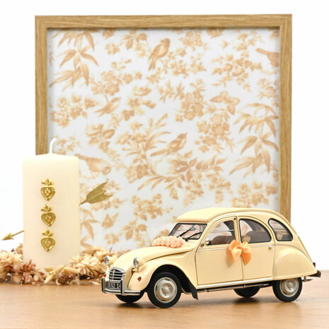 Norev 1:18 Citroen 2CV 1986 Beige Wedding Gift. Levering 10-2026